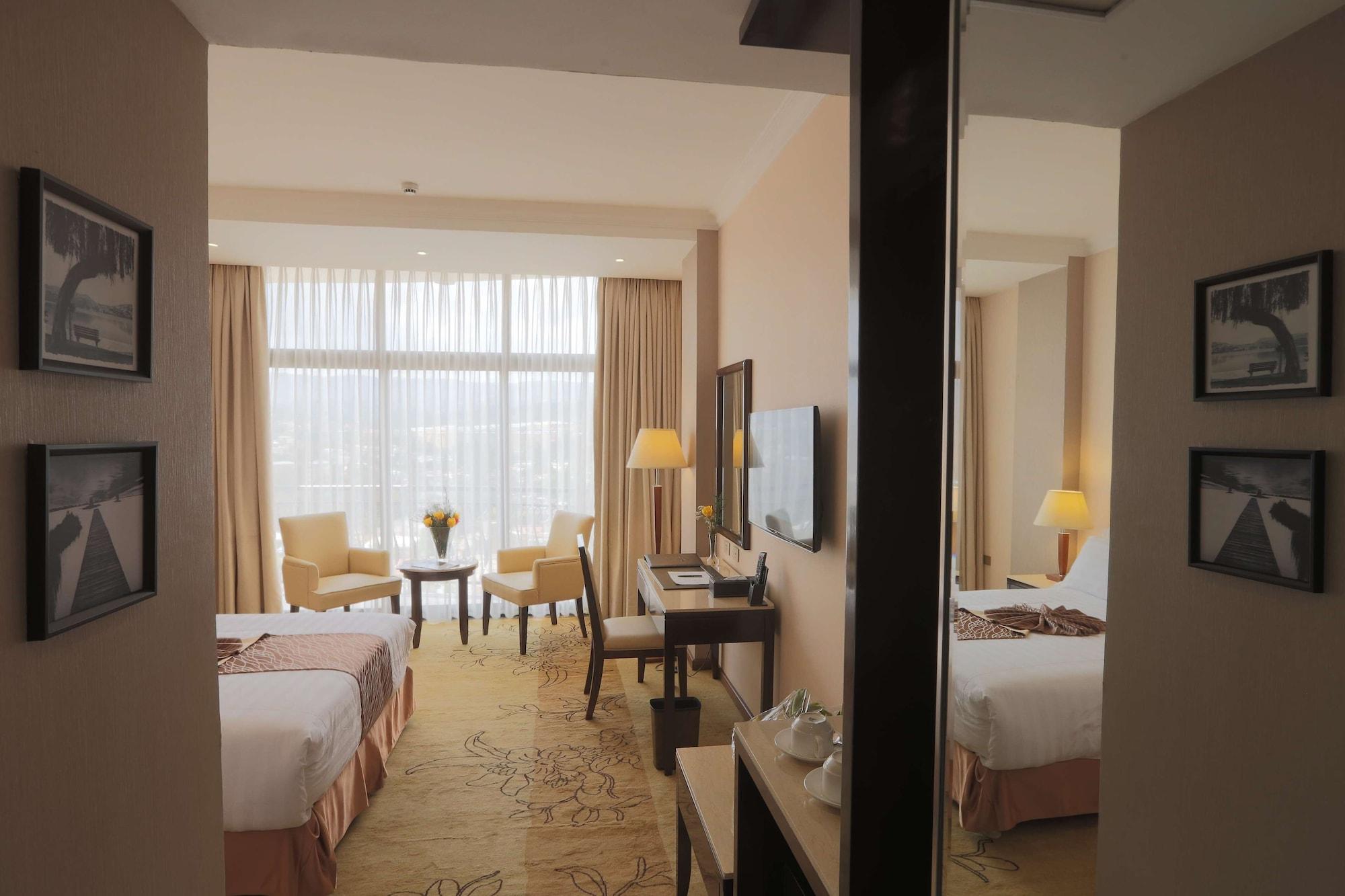 Getfam Hotel Addis Ababa Exterior photo